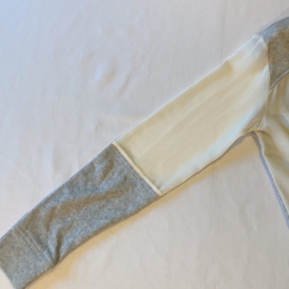 BCBGgeneration size XXS pull over top - Picture 4 of 7